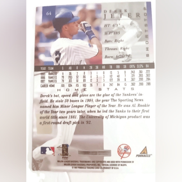 1998 Pinnacle Derek Jeter #64 New York Yankees Baseball Card,Yankees HOF. - Picture 2 of 4